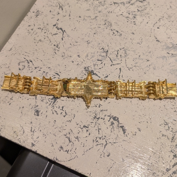 Vintage Gold Tone Belt Buckle - Picture 3 of 4